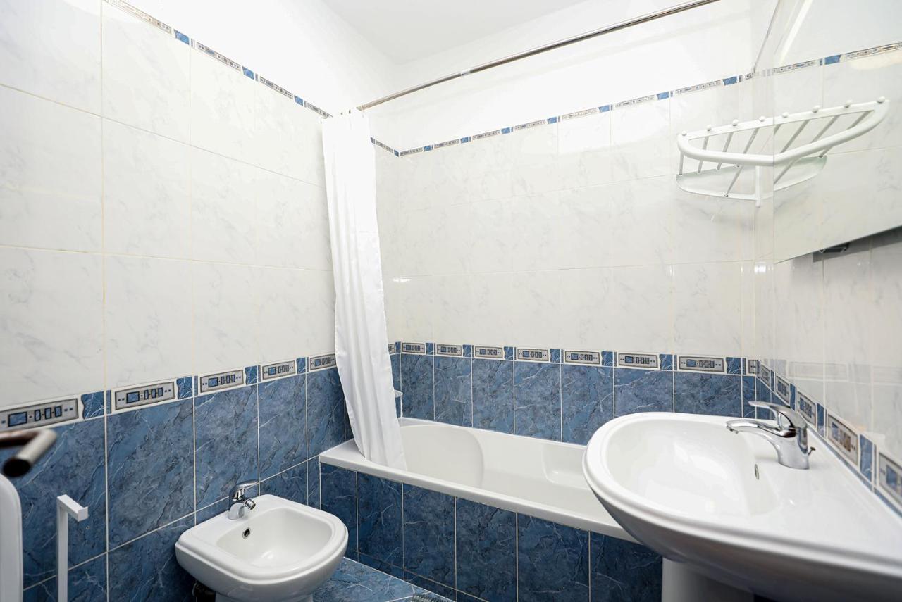 A72 - Colas Place In Lagos Apartment Exterior photo